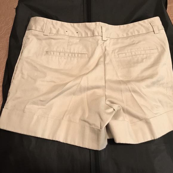 SHORTS - Picture 2 of 2